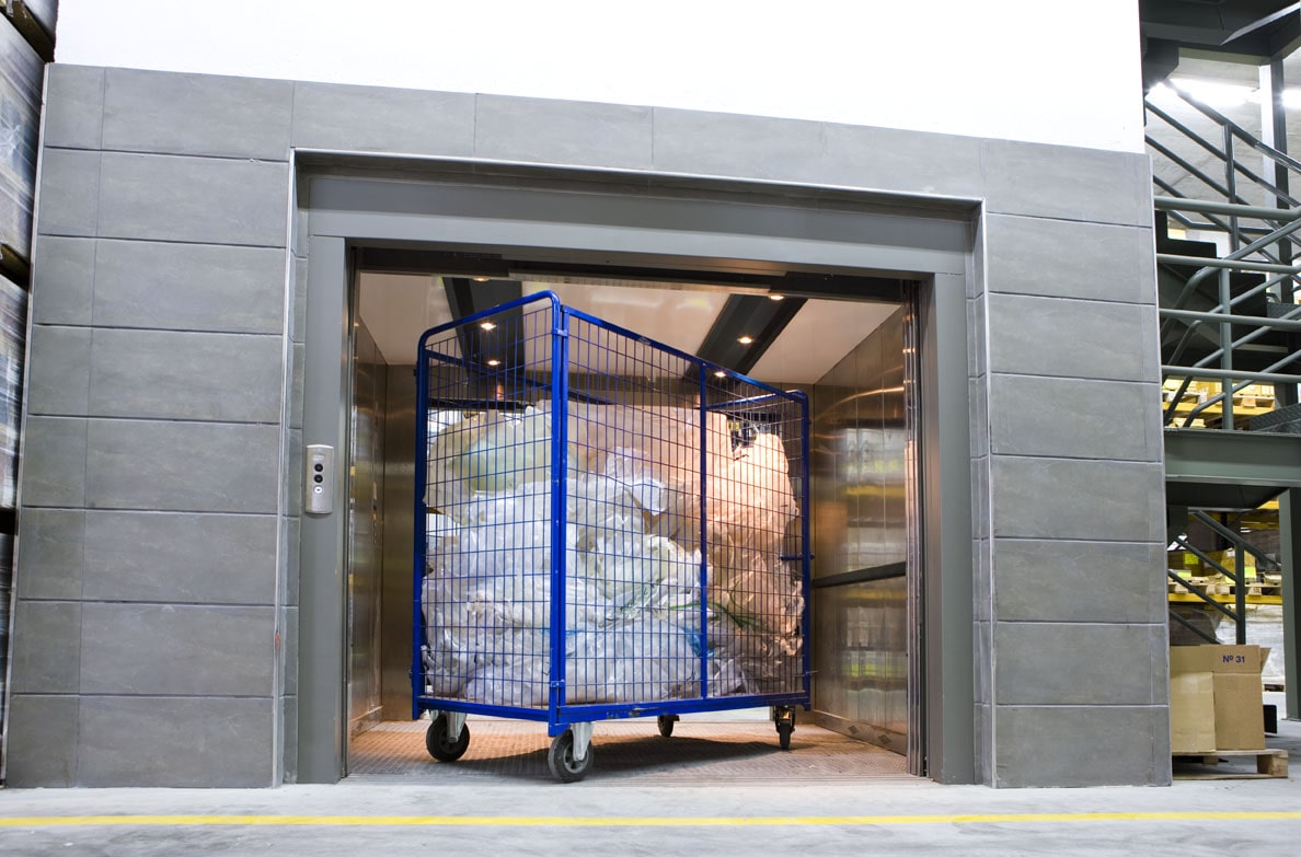 Thang Máy Tải Hàng Tải Trọng 300 – 1500 Kg Không Chở Người